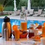 Harmony Aparthotel Selianítika