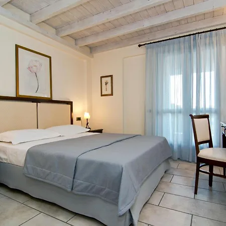 Lägenhetshotell Harmony 4*