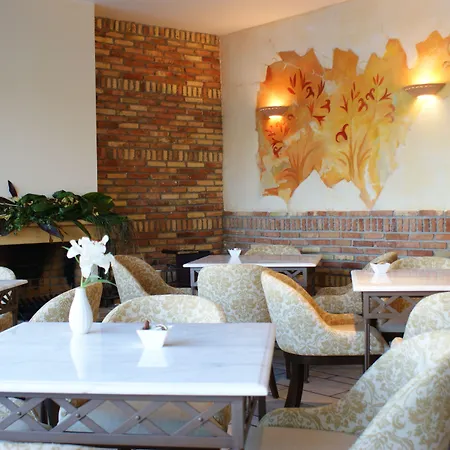 Harmony Lägenhetshotell 4*