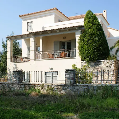 Harmony 4*