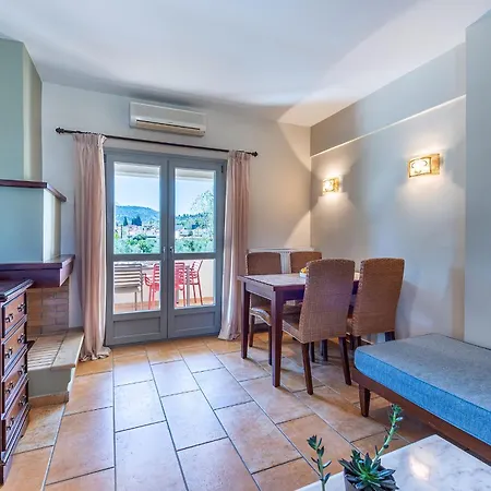 Harmony Aparthotel Selianítika