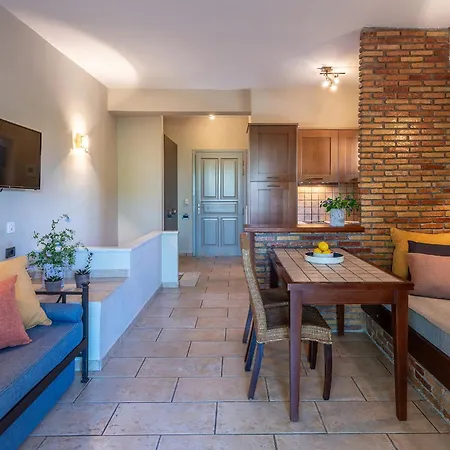 Harmony Aparthotel