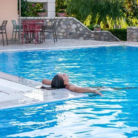 Harmony Aparthotel