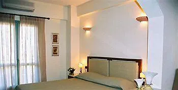 Harmony Lägenhetshotell 4*