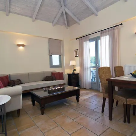 Aparthotel Harmony Selianítika