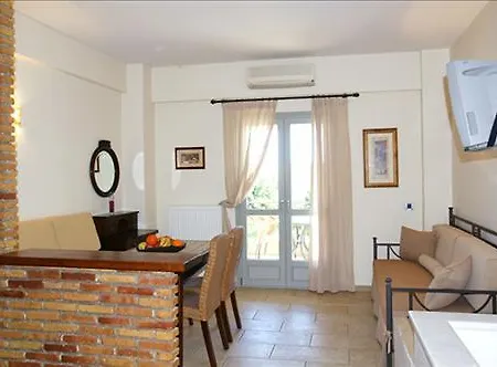 Aparthotel Harmony Selianítika