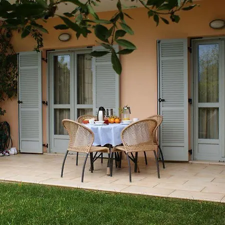 Harmony Lägenhetshotell Selianítika