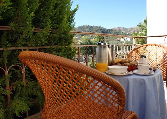 Harmony Apartmanhotel Szelianítika